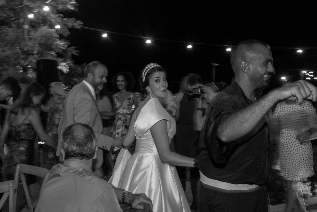Tradition greek dancing wedding