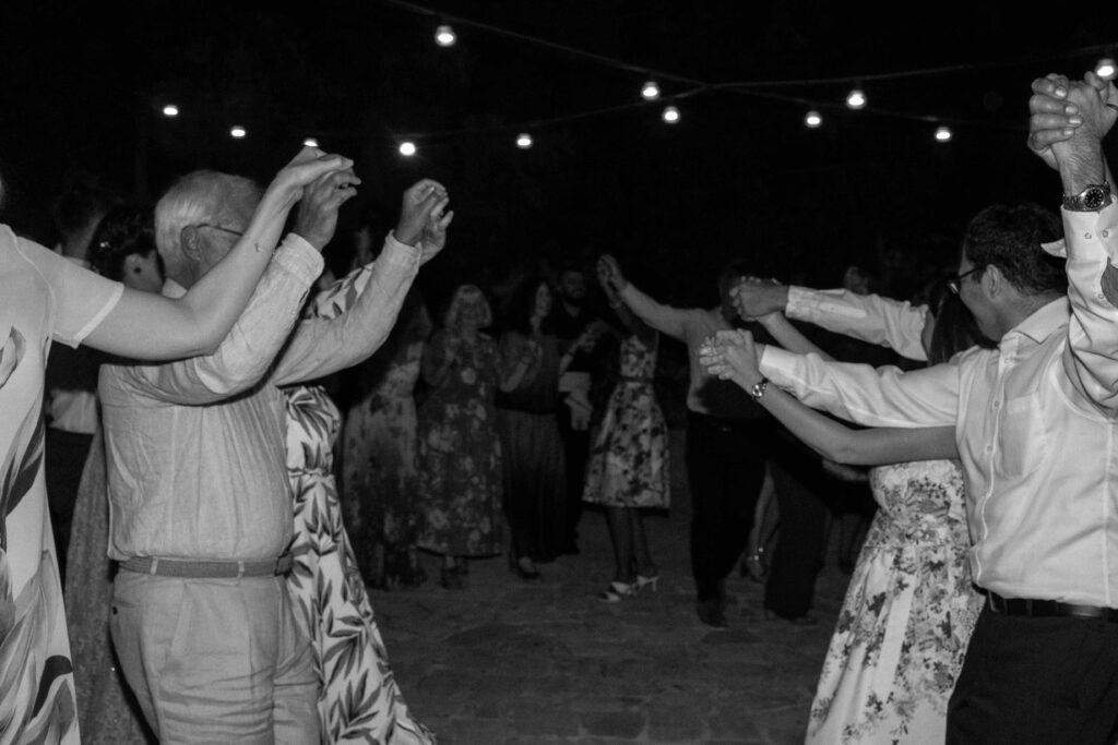 Tradition greek dancing wedding