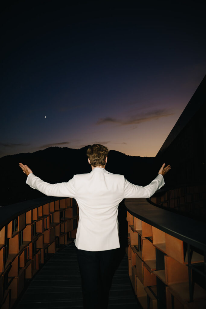 marathasa winery vineyard wedding troodos cyprus stolisma photographer couple portraits